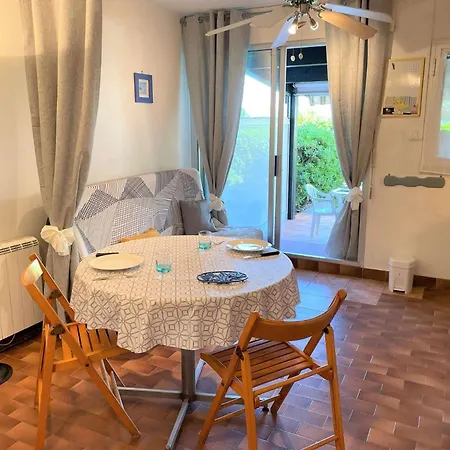 Appt 4 Couchages Cap D 'agde Ct150 D108 Apartment Agde